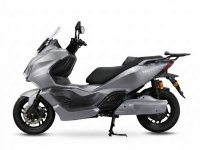 e roller saturn freisteller links grau