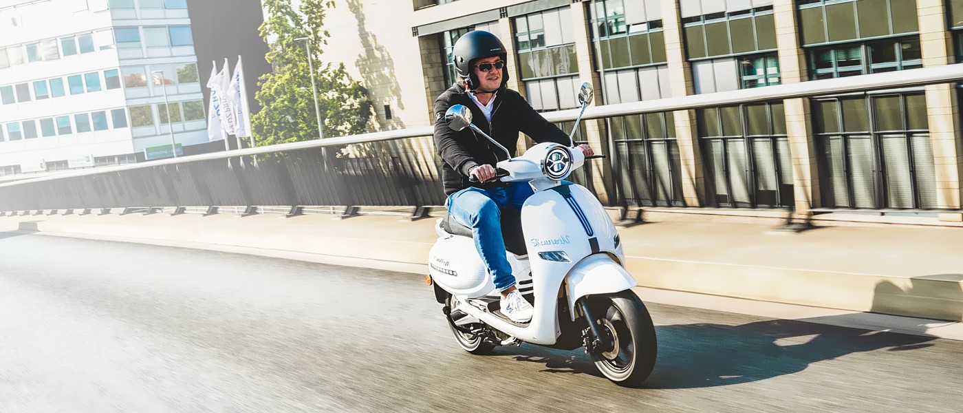 Електрически превозни средства Trinity EV електрически скутери за нас слайдер